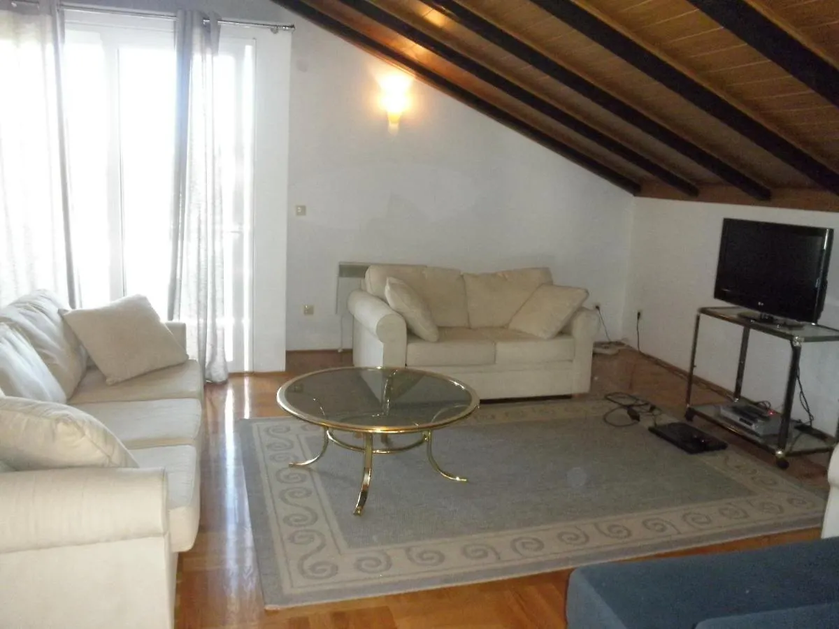 Apartment Preka Palit