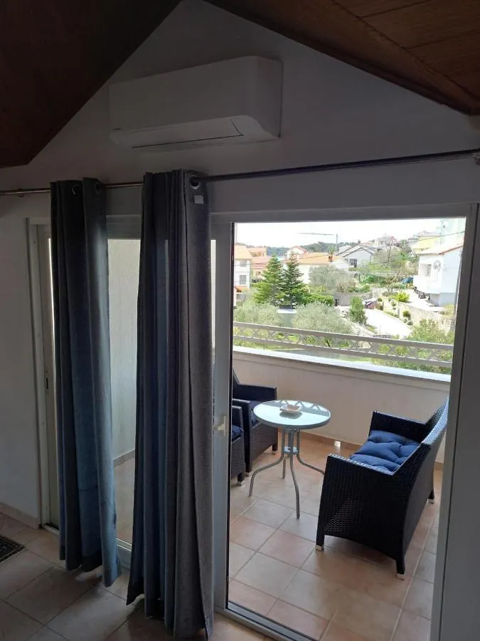Apartment Preka Palit 0*,  Croatia