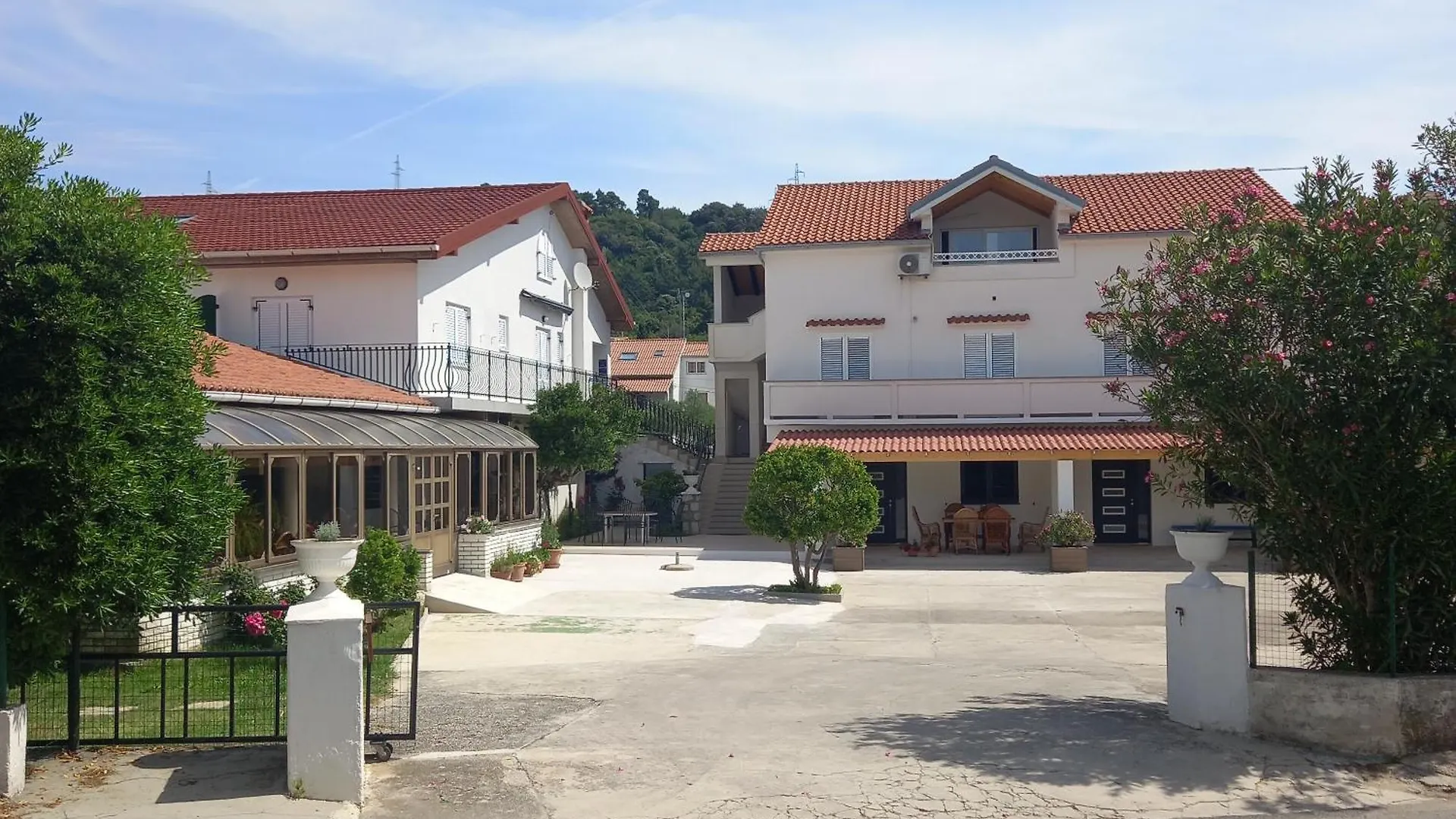 Apartment Preka Palit